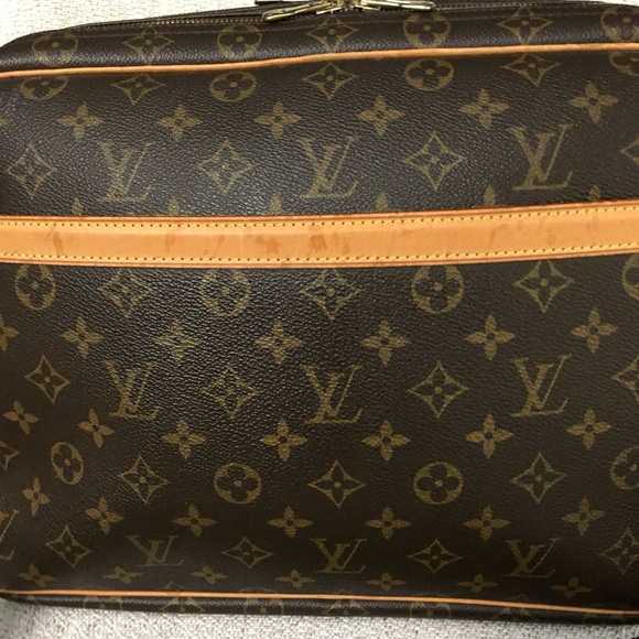 Authentic Louis Vuitton Reporter GM messenger bag brown monogram LV canv… - Picture 3 of 16